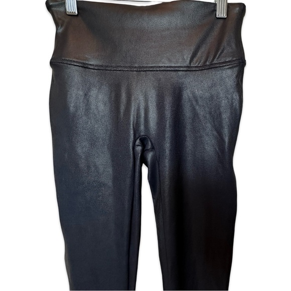 Spanx Faux Leather Navy Blue Stripe 7/8 Length Leggings Size Small Pants - Picture 4 of 10